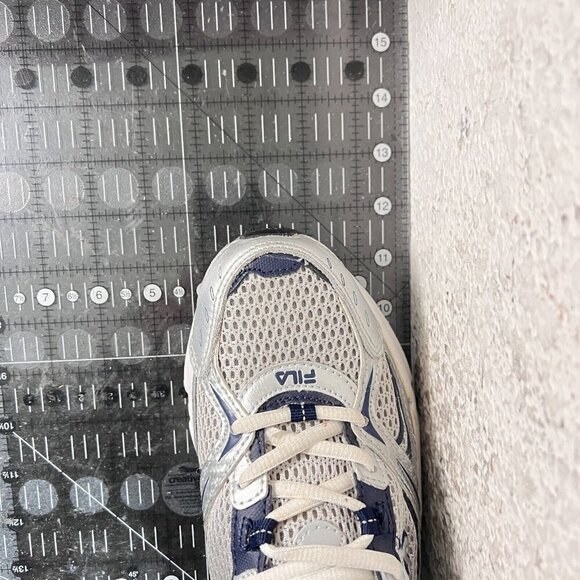 Fila DLS Lite Tytaneum Men Size 8.5 1SR090LZ-062 Silver Grey Black Training Shoe - Picture 11 of 11